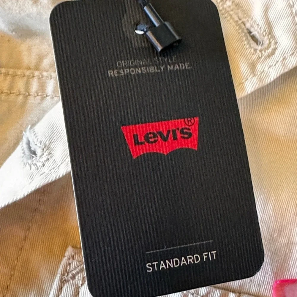 Levis utility urban